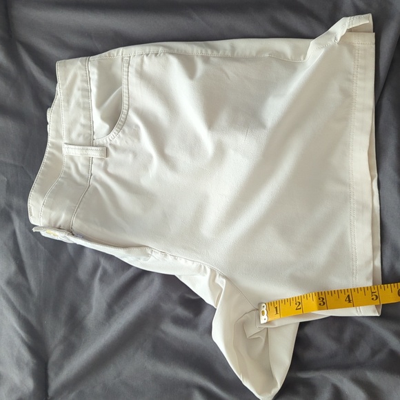 Puma Women's Cream Golf Shorts - Picture 6 of 7